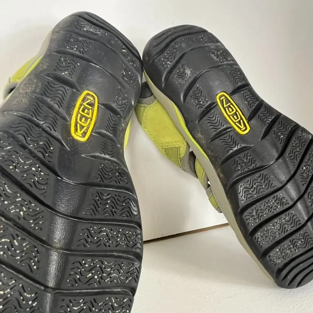 Keen Newport H2 Water Sandals Men's Size 6 Green Waterproof Bungee Lace Casual